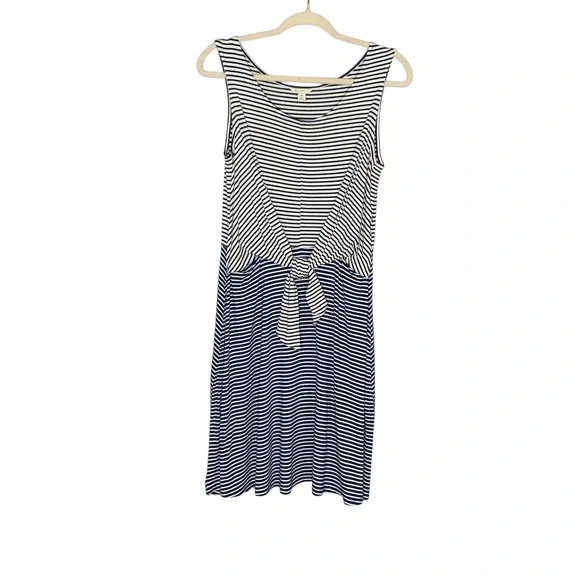 Est. 1946 blue and white midi‎ striped rayon blend sleeveless dress. Size M