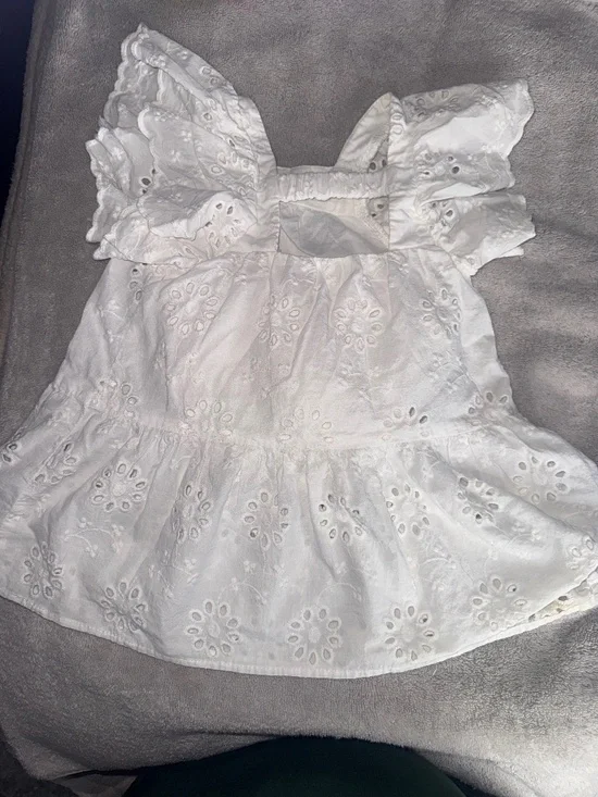 Zara white embroidery dress