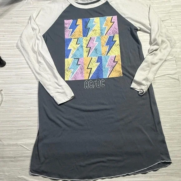 AC/DC Graphic T-Shirt Dress Womens Small Grey White Raglan Lightning Bolt Rock‎