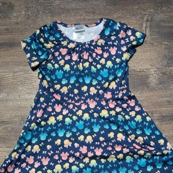 Minnie Mouse dress‎