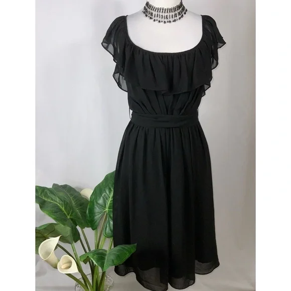 Akualani Black Sleeveless Ruffle Top Lace Up Back Knee Length Dainty Dress Small