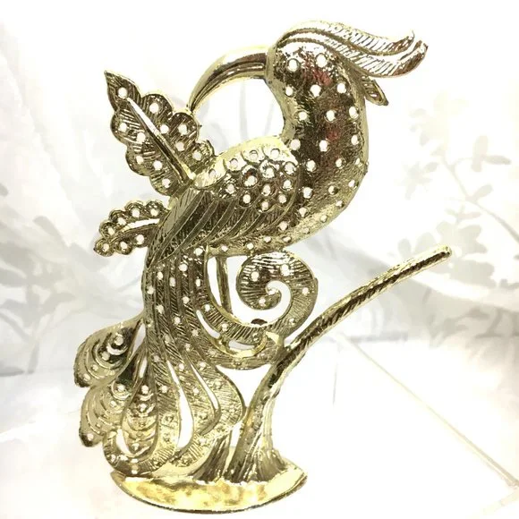 Torino Vtg Gold Tone Metal Bird Earring  5