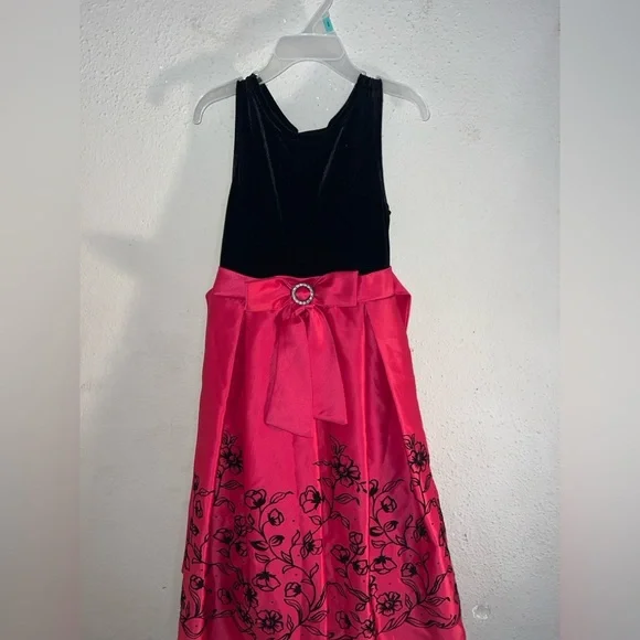 Charming Black and Pink Kids Formal Dress