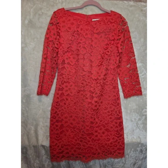 Trina Turk‎ Coral Red Floral Lace Sheath Dress 3/4 Sleeve Size 4 Cocktail Event