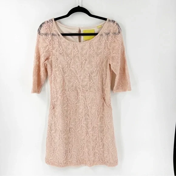✅ ANTHROPOLOGIE MAEVE PINK LACE 3/4 SLEEVE DRESS SIZE MEDIUM‎