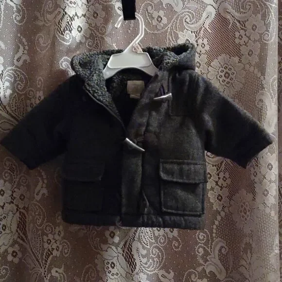 Children's‎ Place Gray wool baby 0-3 mo hooded jacket zip button pockets