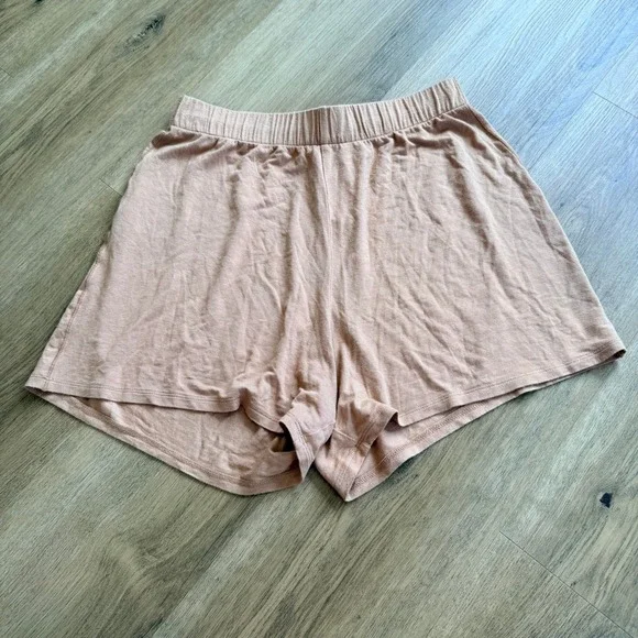 SKIMS Sleep Short Tan Rayon Spandex Knit Pajama Bottoms Small