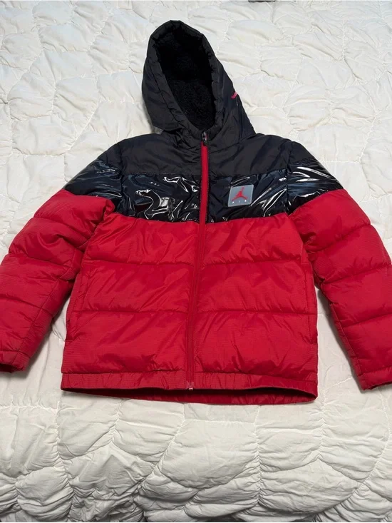 Boys Jordan jacket M 10-12 years