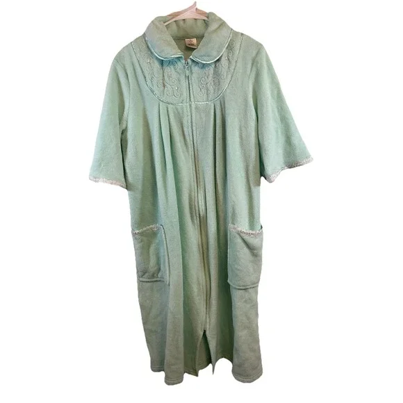 CROFT‎ & BARROW SZ L Mint ROBE WARM COZY Pockets SOFT FEEL Full Zip EMBROIDERED