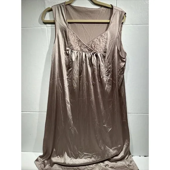 Vanity Fair‎ brown Nylon Nightgown Chemise Lace Sleeveless Vintage Size M