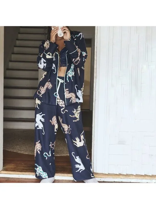 Anthropologie Navy Blue Leopard Print Flannel Pajama Set Shirt Pants Women’s XS