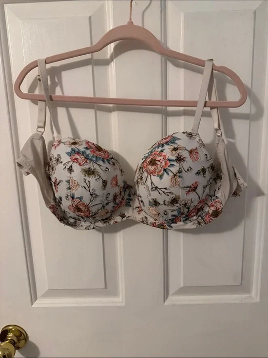 Victoria’s Secret Floral Print Padded Bra - White with Multicolor Flowers