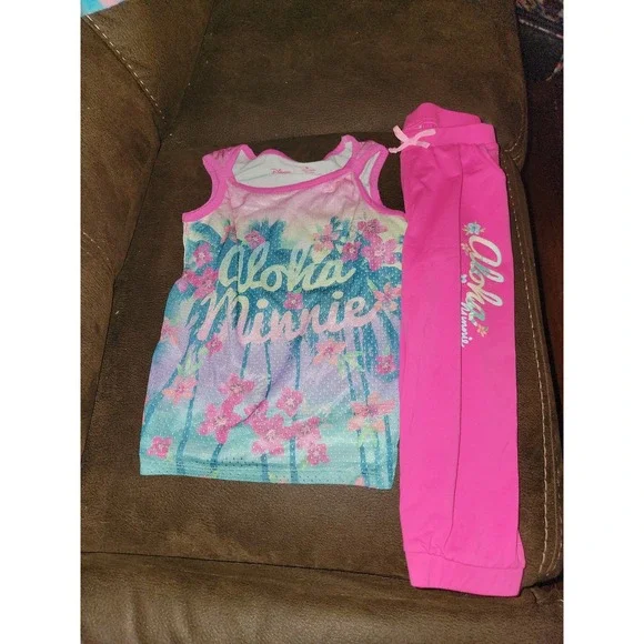 Disney jumping beans aloha minnie‎ top and pants size 6
