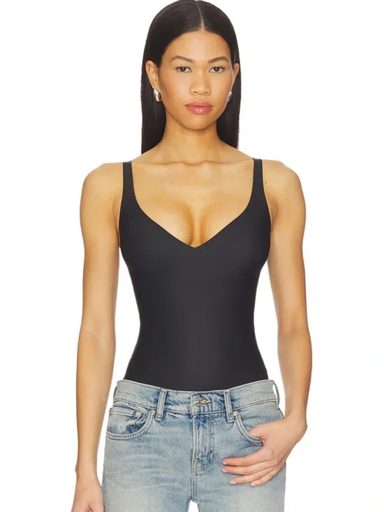 NWT Skims Unlined Plunge Bodysuit