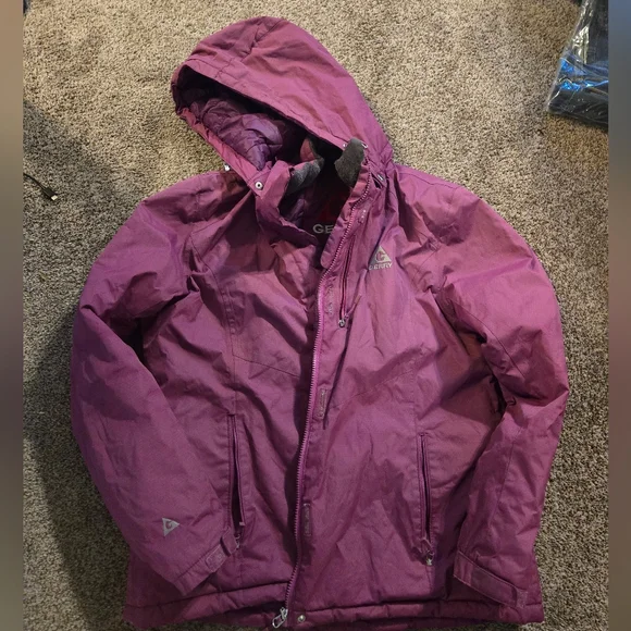 Gerry purple winter jacket w/ detachable snapped‎ hood Womens XL