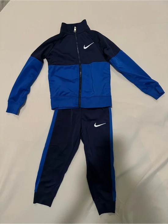 Nike Kids Navy and Royal Blue Colorblock Bomber Track Set