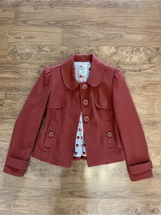 Tulle women’s orange dress coat, S, excellent condition.