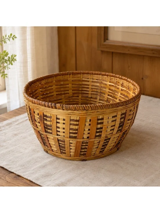 Vintage Handwoven Wicker Basket Round Boho Farmhouse Storage Decor 10 Inch