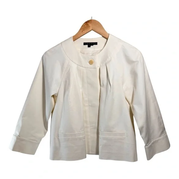 Theory Swing Blazer in Cream