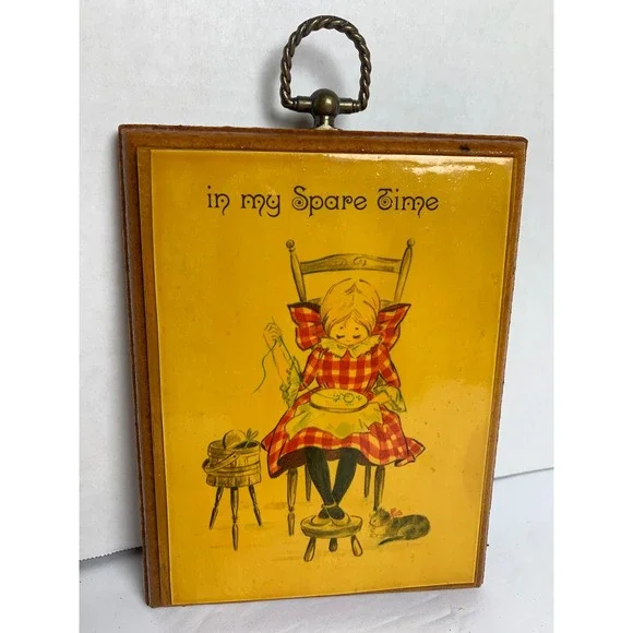 Vintage In My Spare Time‎ Girl Embroidery Wood Wall Plaque Kitsch Cottagecore