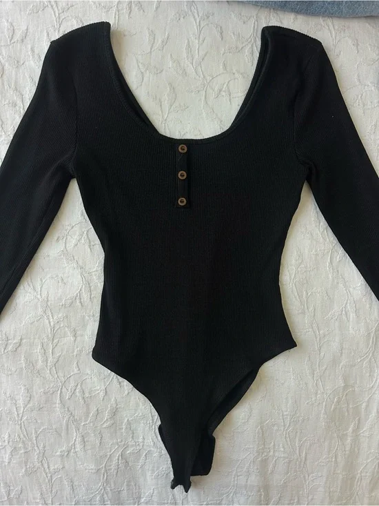 Black Long Sleeve Ribbed One-Piece Bodysuit
