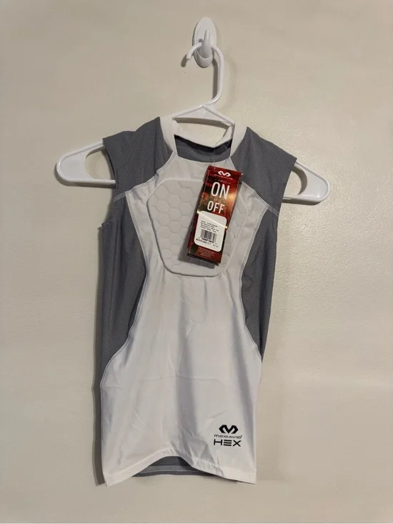 HEX Youth Sleeveless sternum shir