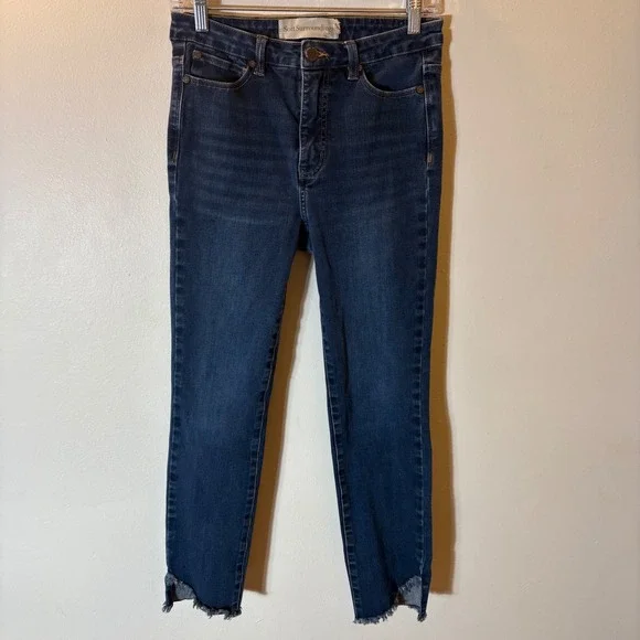 Soft Surroundings‎ Asymmetric Raw Hem Ankle Distressed Jeans Size 4