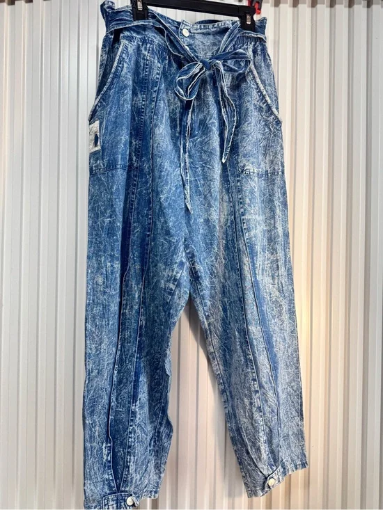 Vintage 80’s acid wash paper bag jeans tapered tie waist