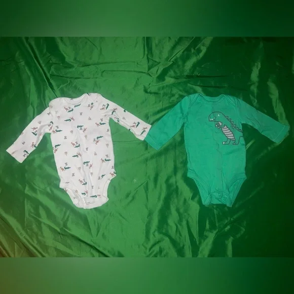 Carter's Dinosaur Bodysuit Set - Green and White 3 Months