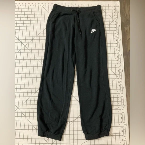 Nike Women’s Size Small Black Sweats‎