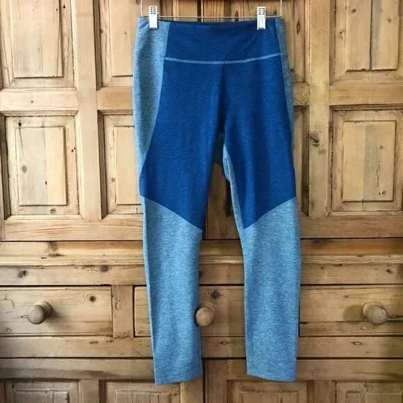 Outdoor Voices Small Two Tone Blue Cropped‎ Leggings Colorblock Athletic 24