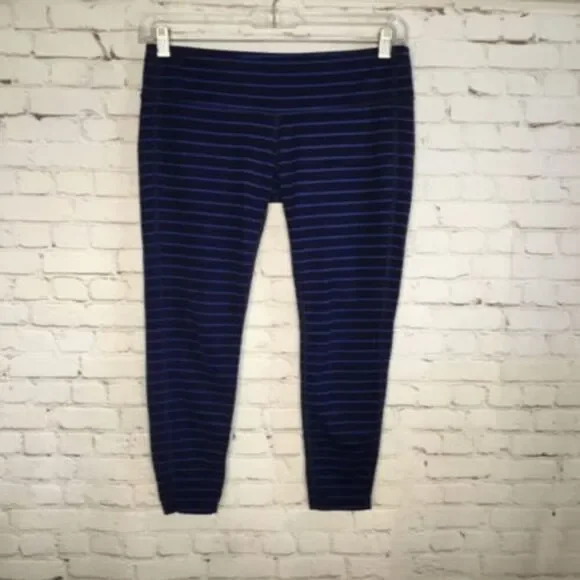 Athleta Crop Chaturanga Leggings Women Size‎ S Blue Navy Stripe Mid Rise