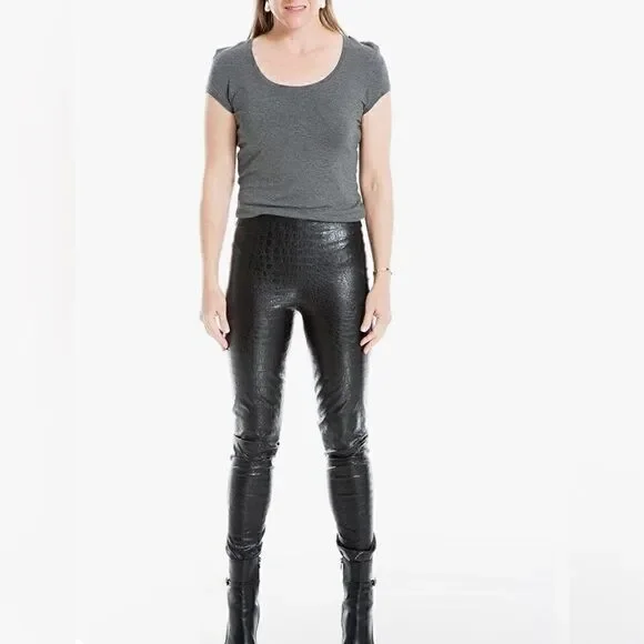 Max Studio Black Faux Leather Croc Embossed Print Skinny Pants Women’s Size M