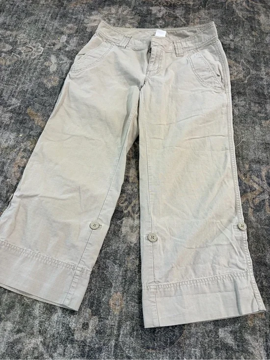 The North Face Women's Tan Crop Cargo Pants