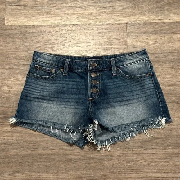 Lucky Brand The Cut Off Medium Wash Frayed Denim Shorts 7WP10625 Blue 6/28