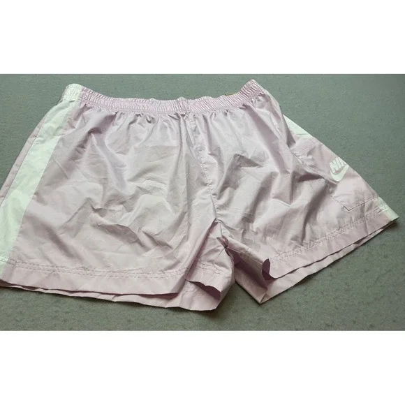 Nike High Rise Athletic‎ Shorts Lavender Purple White Stripe Size L NWT