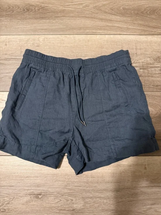 Athleta Dark Gray Elastic Waist Drawstring Casual Athletic Shorts - Linen