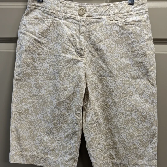Counterparts Tan/White Floral Cotton Blend Bermuda Shorts - 6P