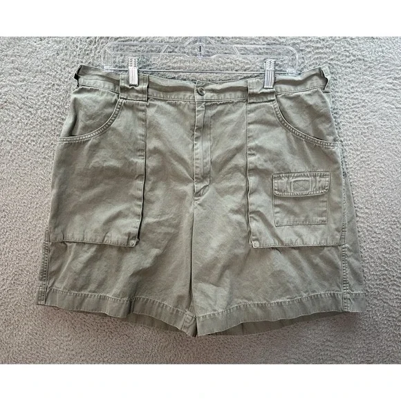 Eddie Bauer Shorts Womens 18 Green Duck Canvas Outdoors Hiking Camping‎ Workwear