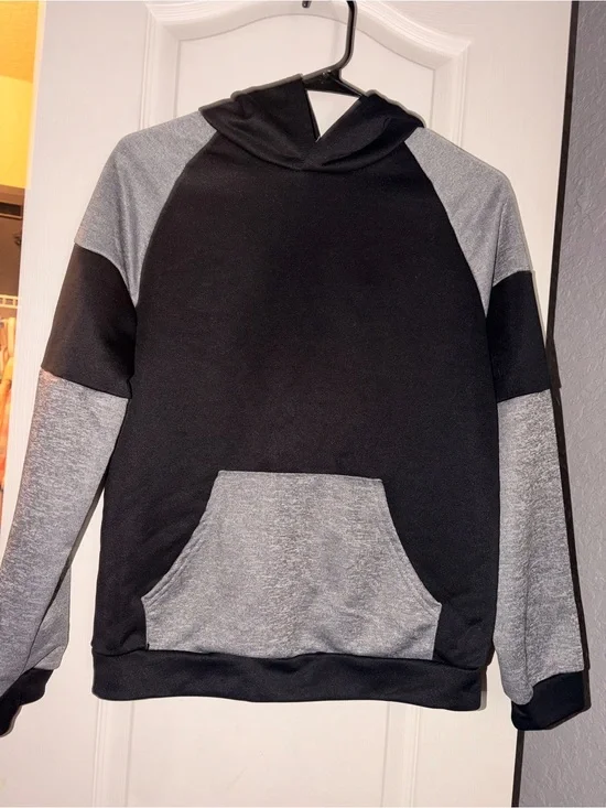 SHEIN Black and Gray Colorblock Hoodie Pullover