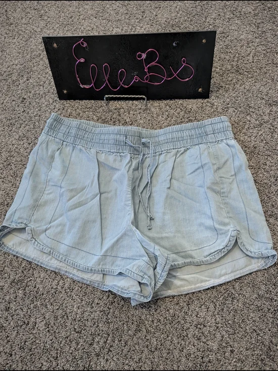 EUC Express Light Blue Women's Drawstring Soft Denim Like Shorts M