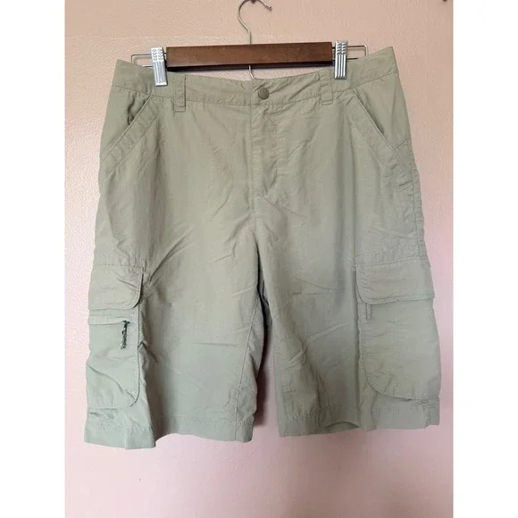 REI Sahara Cargo Shorts Women 8 Tan Khaki Nylon Hiking Outdoor Utility Pocket 9
