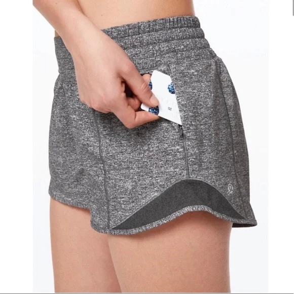 Lululemon Hotty hot short 4” inseam