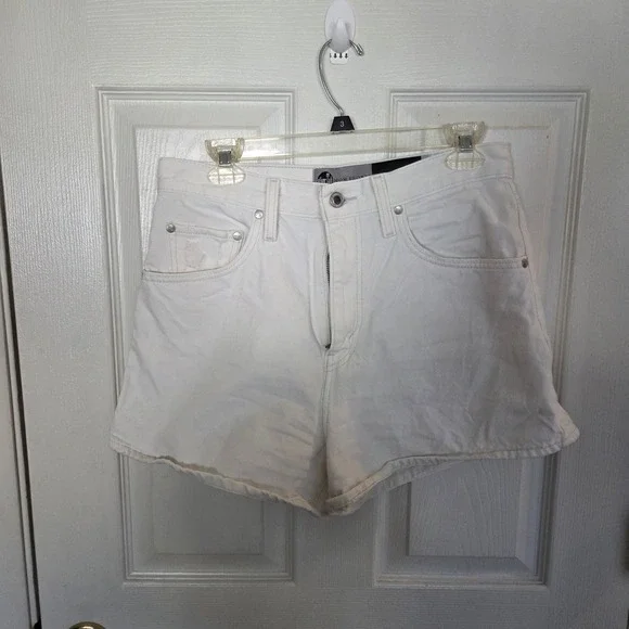 Levis SilverTab Mom Shorts‎ Womens 29 White High Waisted Denim Jean Shorts A3701