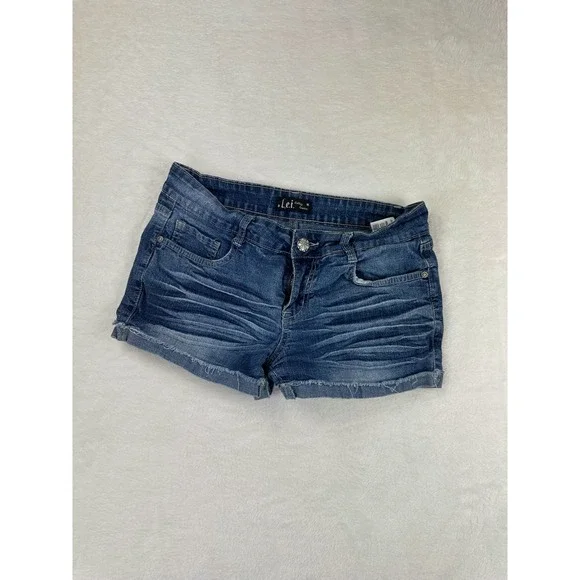 L.E.I Ashley Shorts‎ Womens 9 Low Rise Slim Distressed Cut Off Denim Y2K