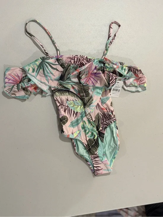 Pilyq Pink & Mint Tropical Off-Shoulder Kids One-Piece Swimsuit