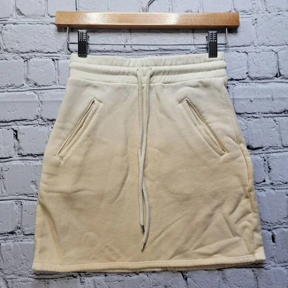 Lovers + Friends Cream Ombre Terry Cloth Mini Skirt‎ Size XS?