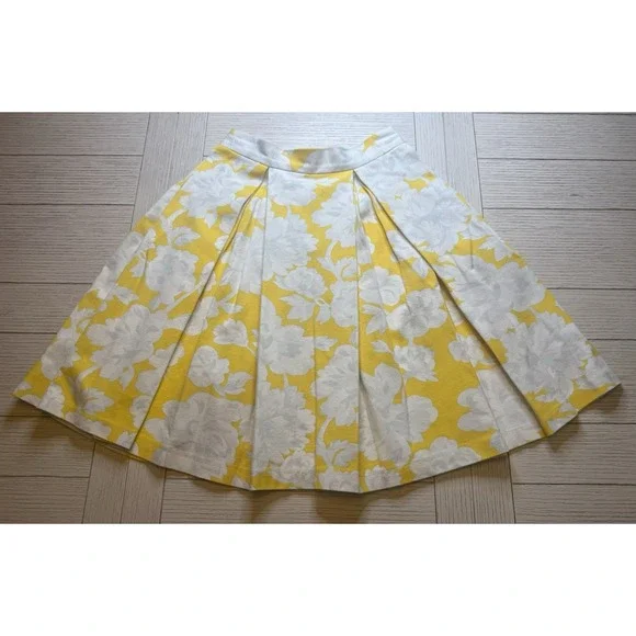 Top Shop Ladies A Line Knee Length Exposed Zipper Yellow Floral Print Skirt. Sz4