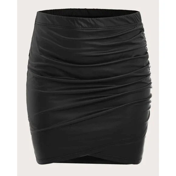 Shein Curve faux leather mini‎ skirt