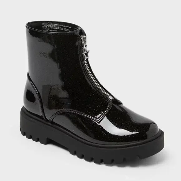 art class Kids' Myra Black Patent Lug Sole Boots Size 5 Big Kids New